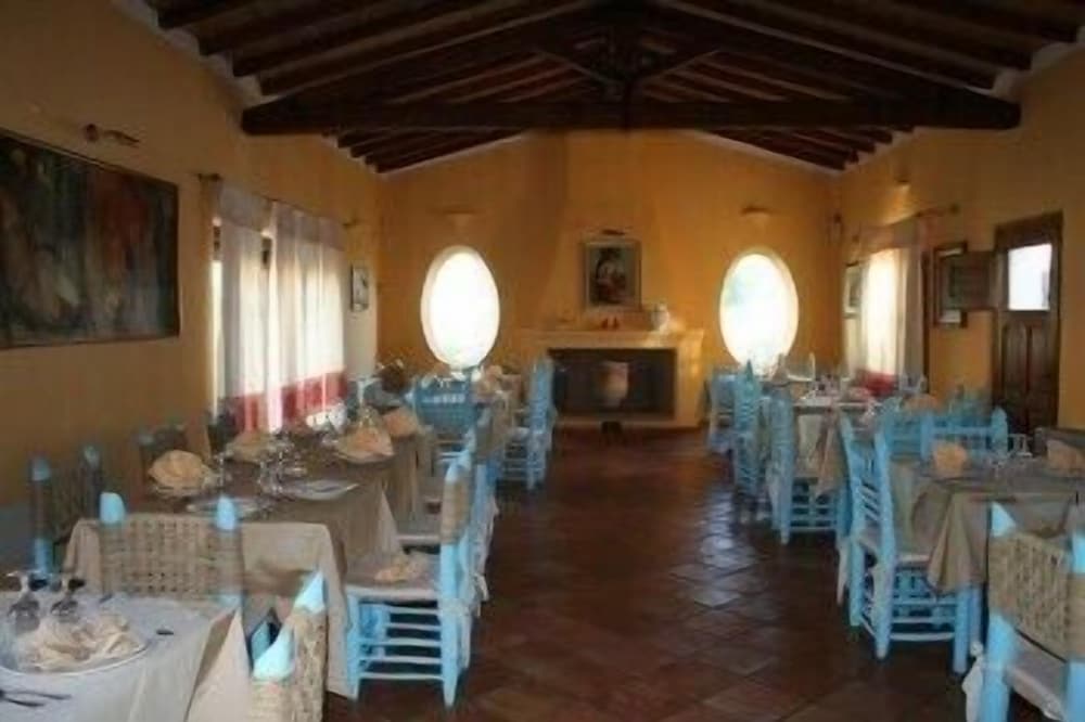 

Milano - Cala Gonone - Santa Maria Resort