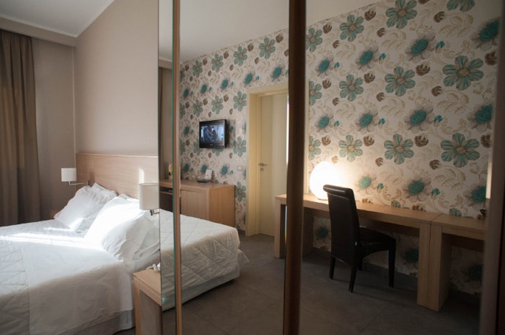 

Milano - Scicli - FerroHotel