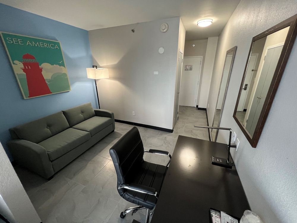 

Roma - Jamaica (NY) - Travelodge By Wyndham Ozone Park