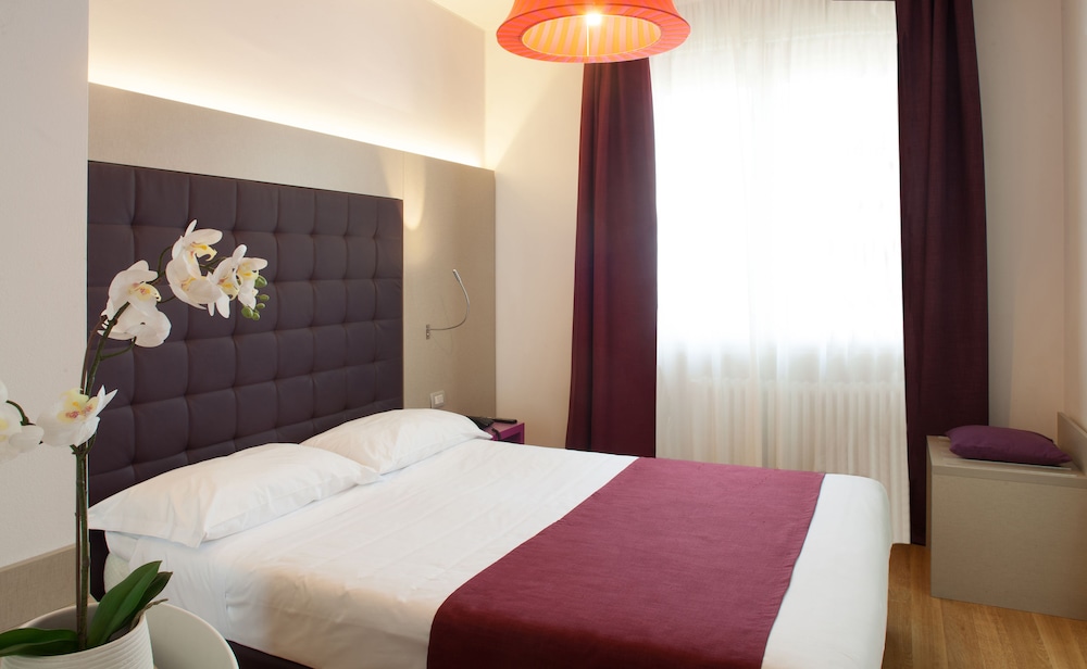 

Catania - Cernusco sul Naviglio - Hotel Milano Palmanova