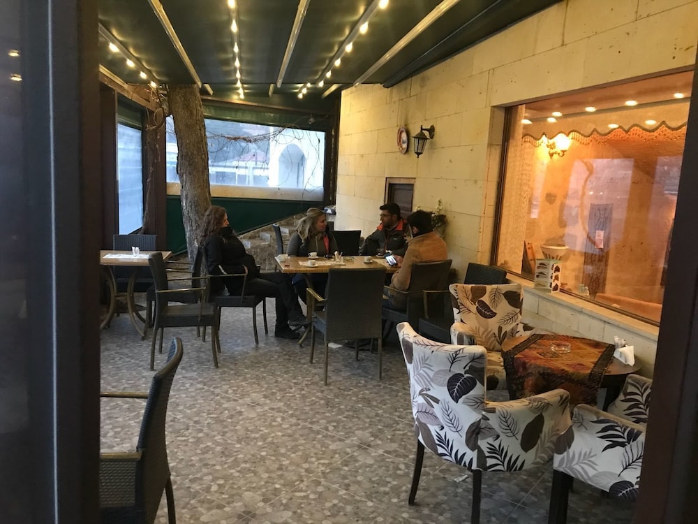 

Verona - Ayvalı - Monastery Cave Hotel