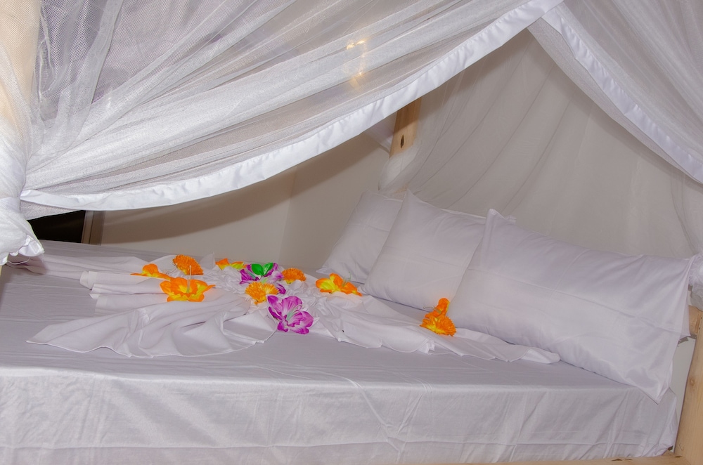 

Roma - Kidenga - Serenity Boutique Hotel, Tanzania Unforgettable