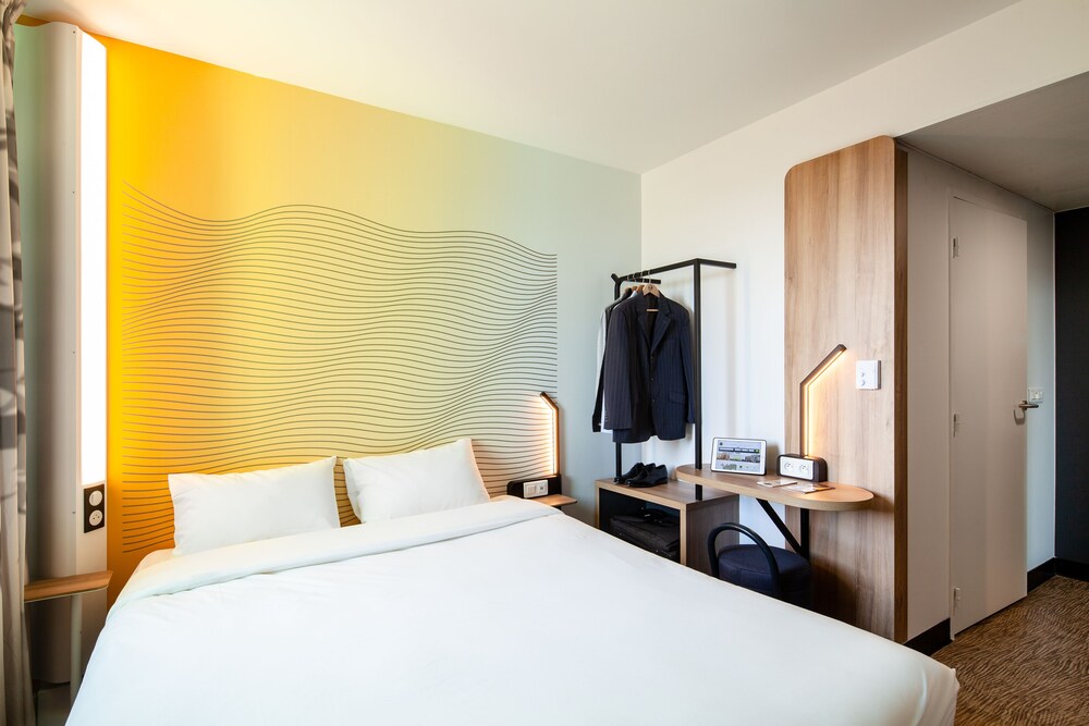 

Ancona - Colombes - B&B HOTEL Paris Gennevilliers Asnières