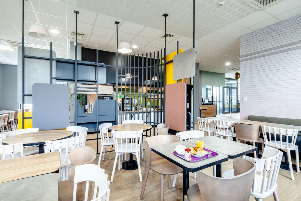 

Brindisi - Colombes - B&B HOTEL Paris Gennevilliers Asnières