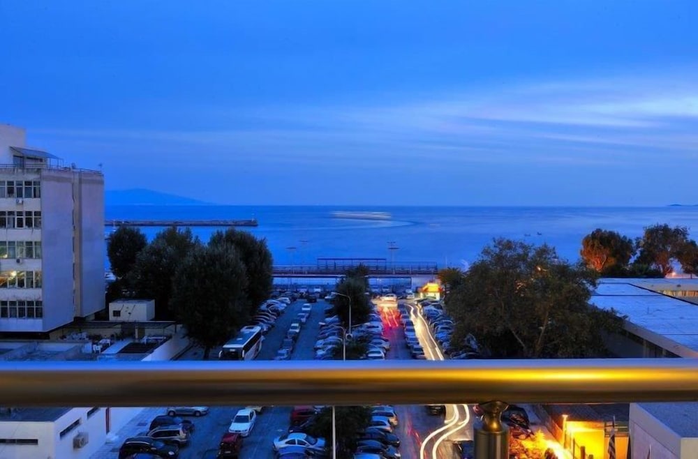 

Bari - Kavala - Esperia Hotel