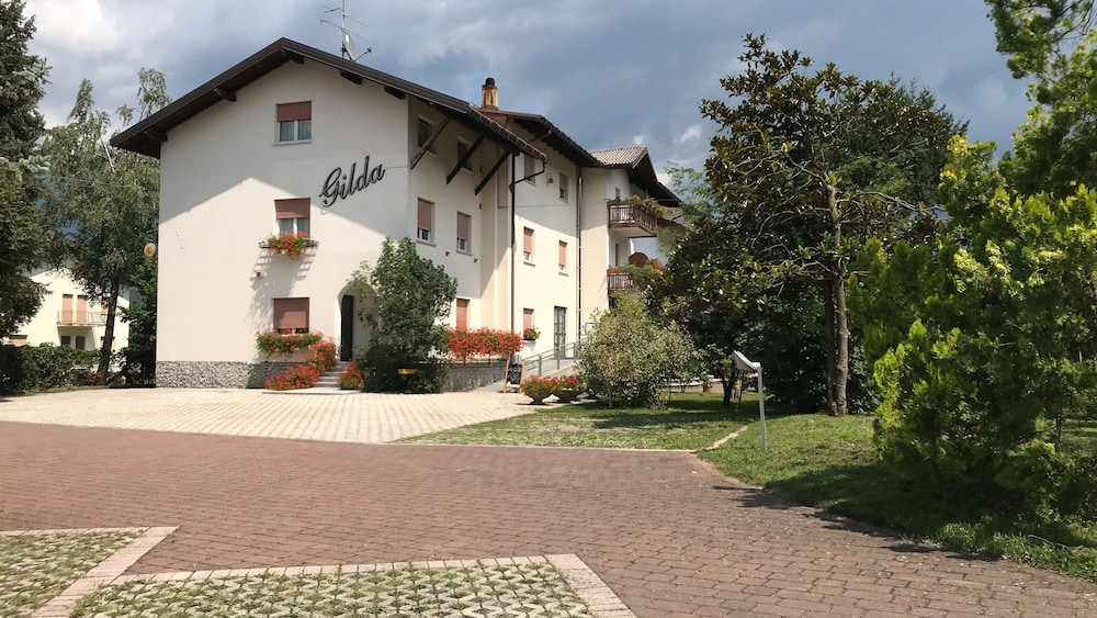 

Milano - Levico Terme - Albergo Gilda