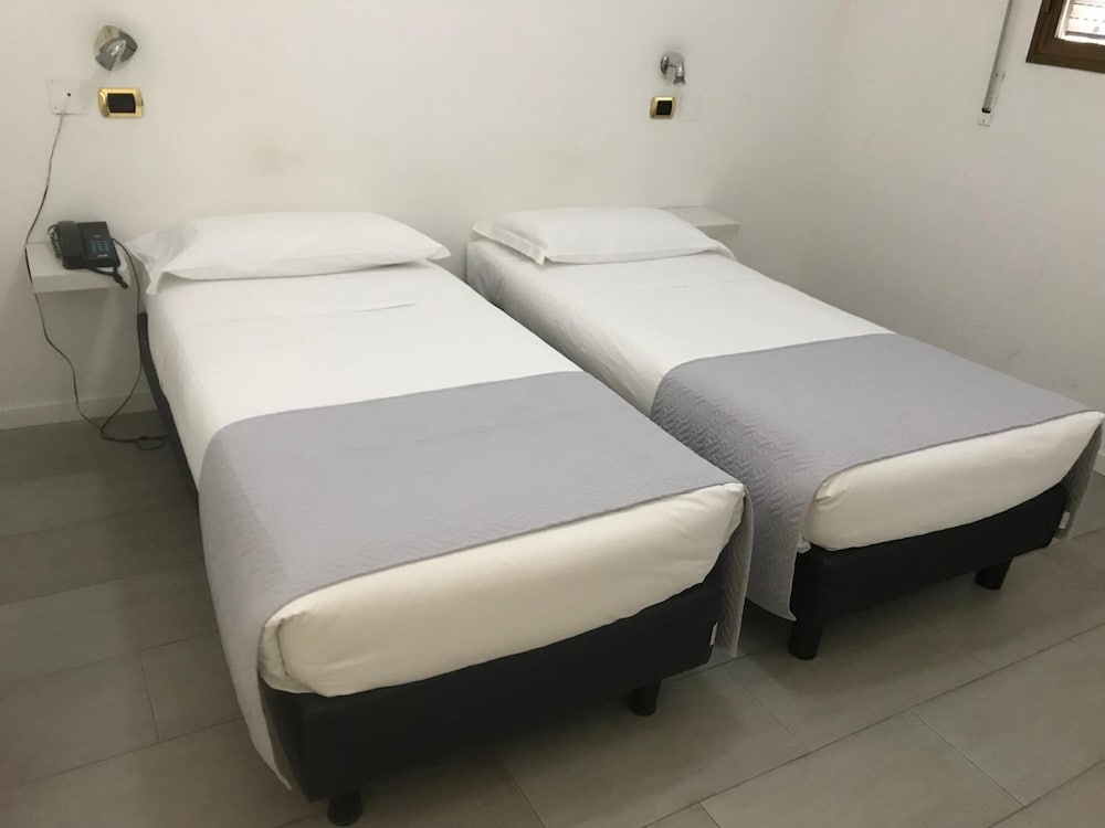 

Brindisi - Bologna - Hp Fly Hotel Bologna