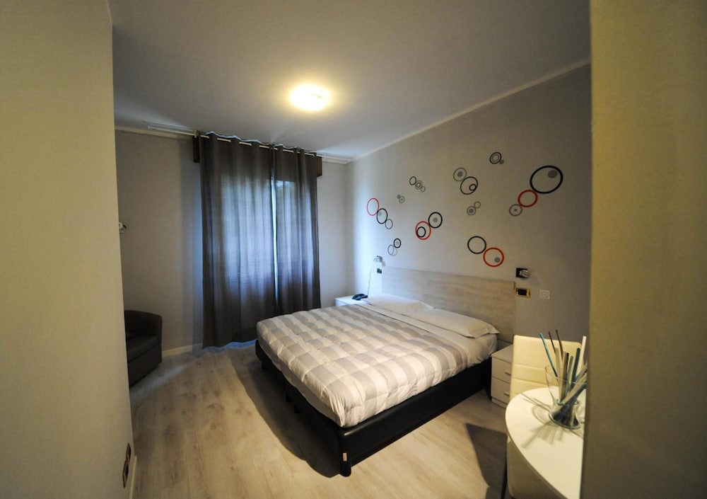 

Alghero - Bologna - Hp Fly Hotel Bologna