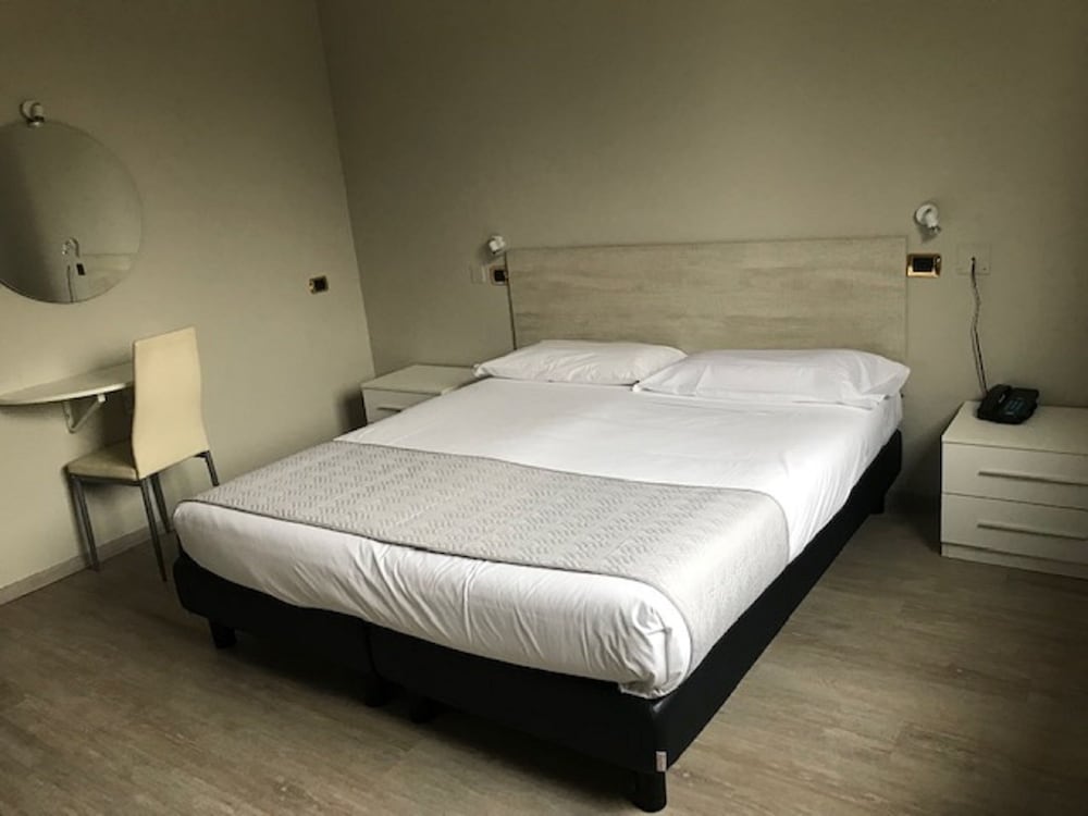 

Olbia - Bologna - Hp Fly Hotel Bologna