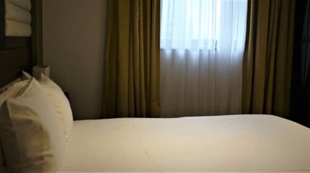 

Torino - Ealing - Maitrise Hotel Maida Vale - London