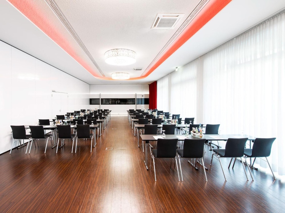 

Venezia - Hannover - DORMERO Hotel Hannover