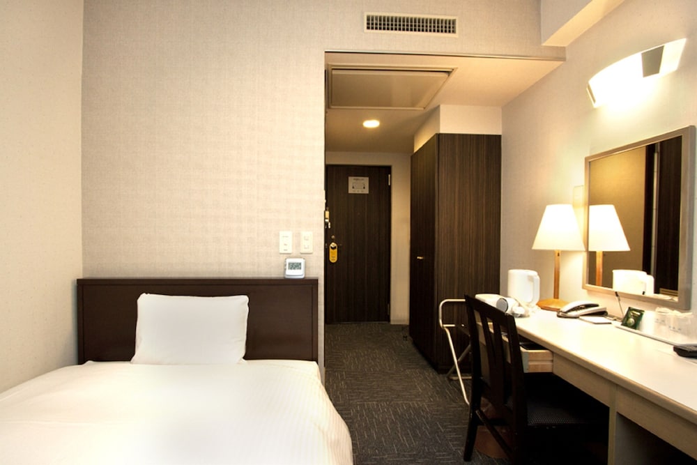 

Milano - Tokyo - Smile Hotel Asakusa