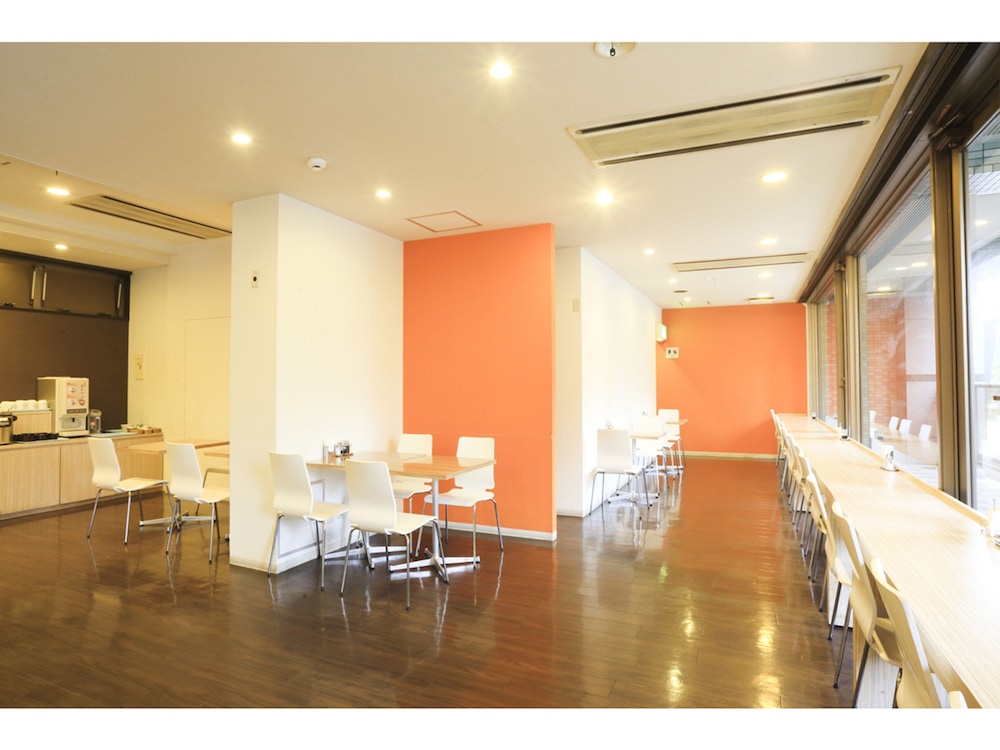 

Bari - Tokyo - Smile Hotel Asakusa