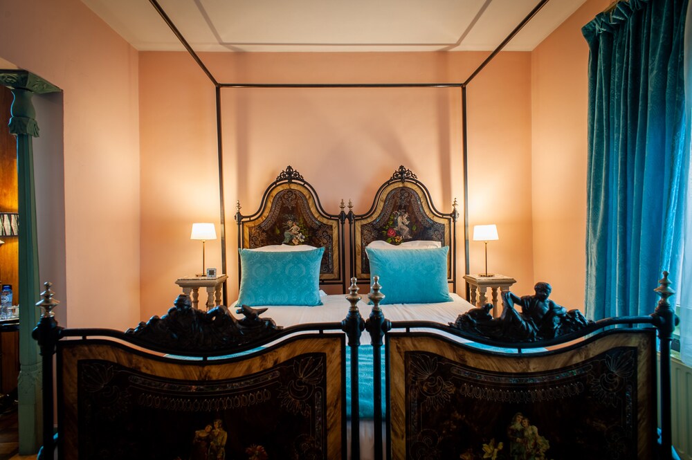

Torino - Gent - Charme Hotel Hancelot