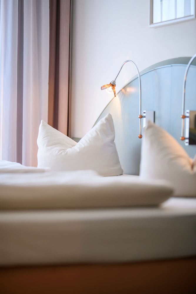 

Catania - Hannover - Ambiente Langenhagen Hannover by Tulip Inn