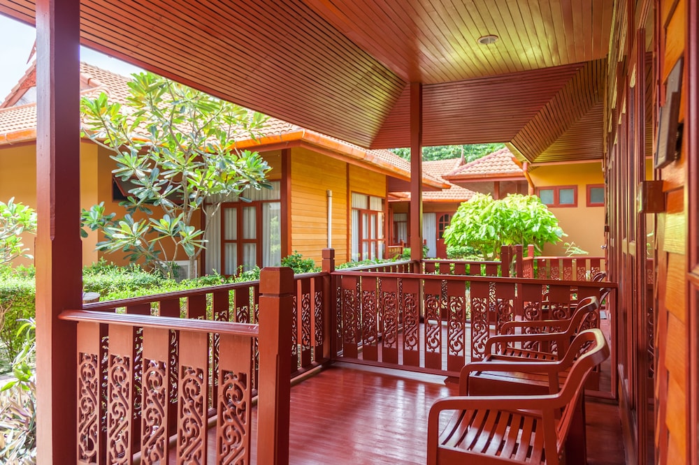 

Bologna - Koh Phi Phi - PP Erawan Palms Resort- SHA Extra Plus