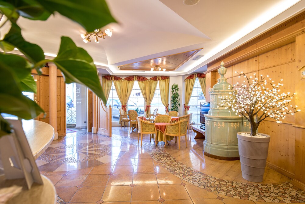 

Napoli - Madonna di Campiglio - Hotel Chalet all'Imperatore