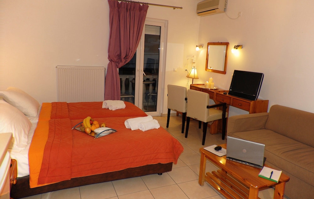 

Milano - Samos, Isole Greche - Aria Hotel Samos Town