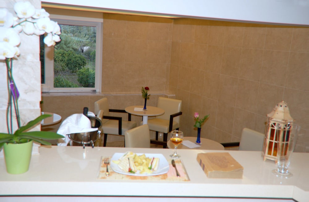 

Napoli - Kokkari - Aria Hotel Samos Town