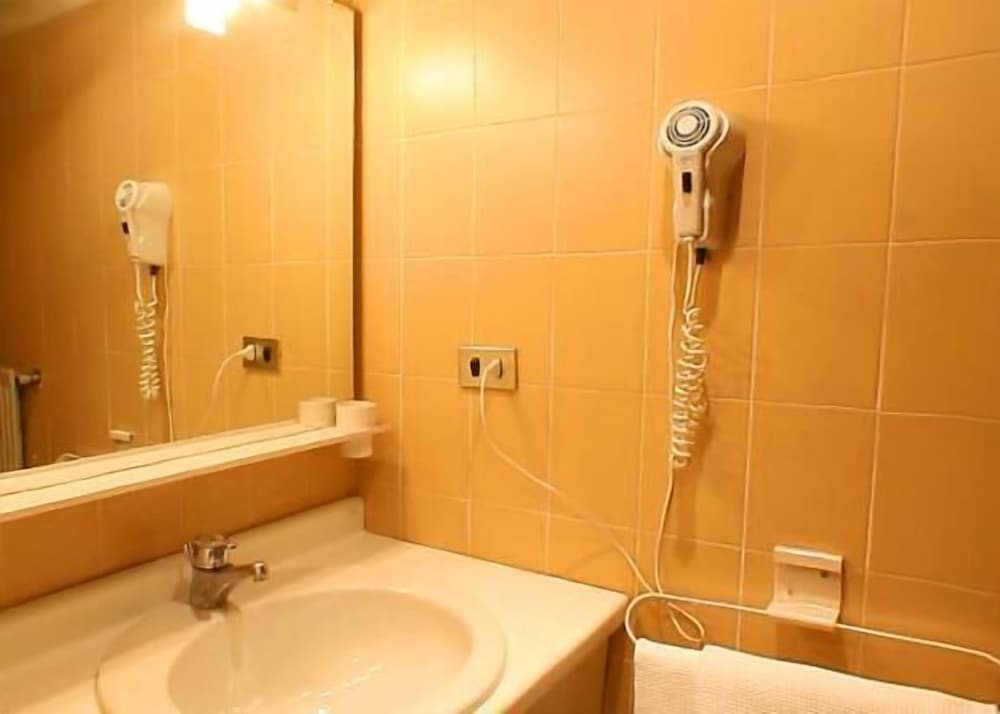 

Bari - La Thuile - Hotel Residence Universo