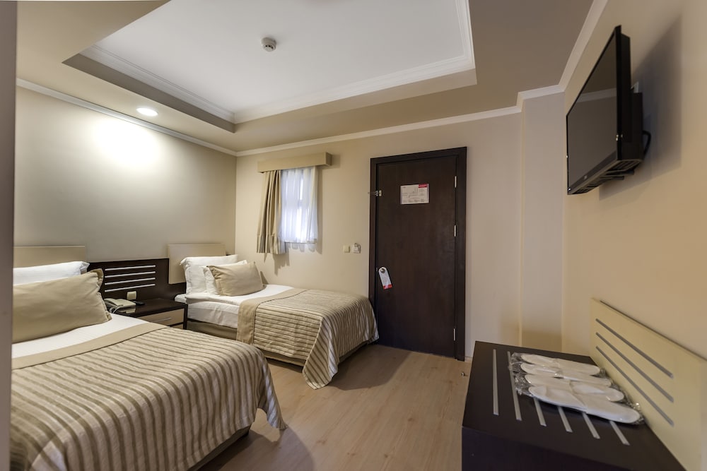 

Roma - Kizilagac - Club Nena - All Inclusive