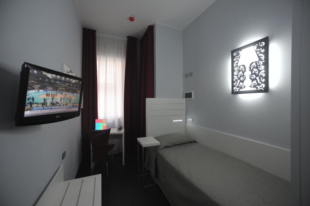 

Catania - Mestre - Hotel Aaron
