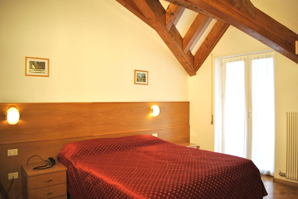 

Milano - Trentino, Italia - Hotel Zurigo