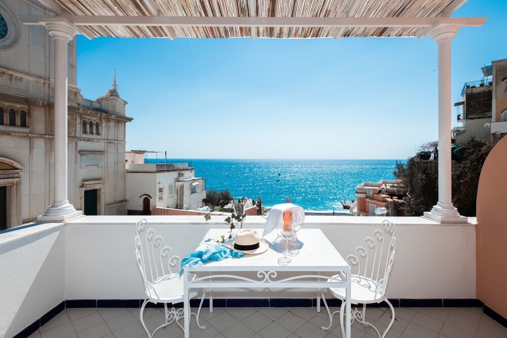 

Milano - Positano - Villa Flavio Gioia