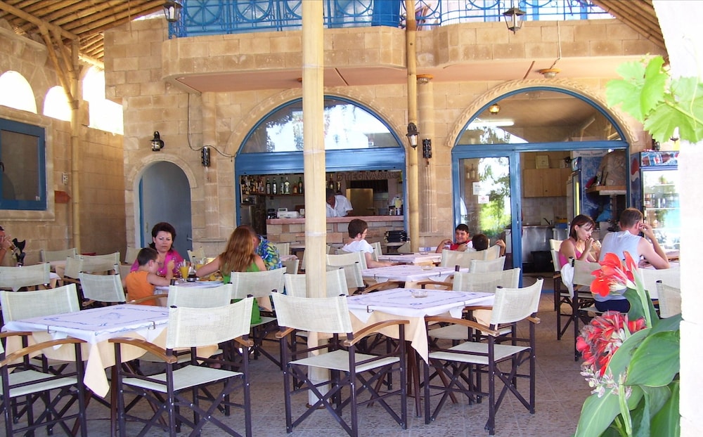 

Bari - Haraki - Stegna Star Apartments