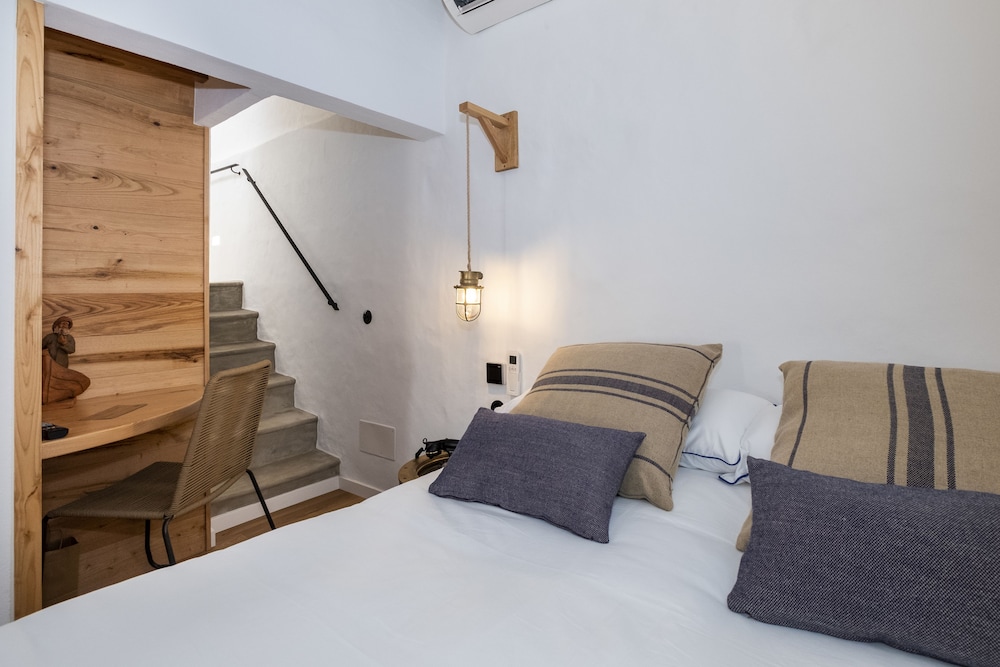 

Bologna - Minorca, Isole Baleari - Nao Catedral Boutique Hotel