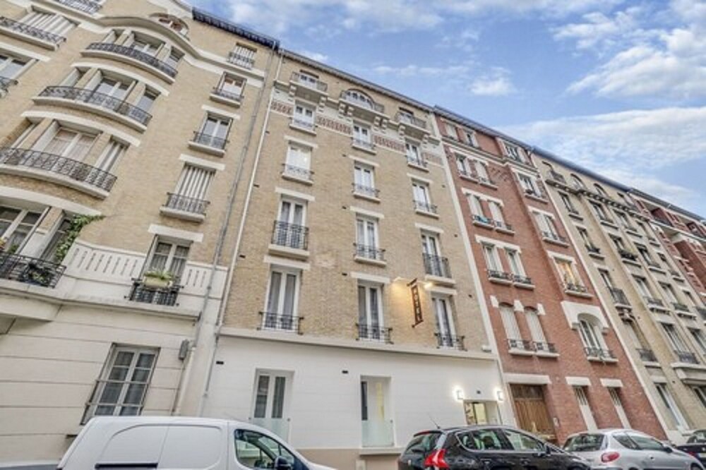 

Ancona - Saint-Denis (Ile-de-France) - Paris Hotel
