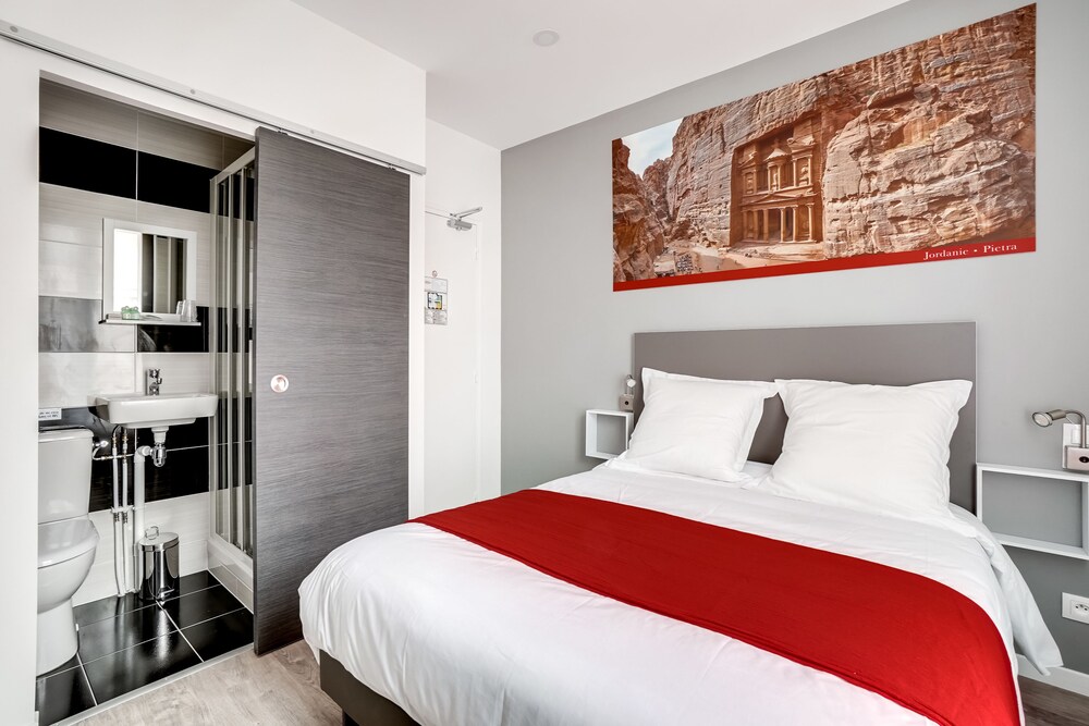 

Genova - Pantin - Paris Hotel