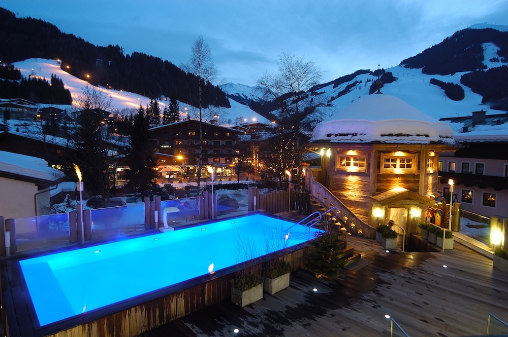 

Ancona - Saalbach - Hotel Alpine Palace