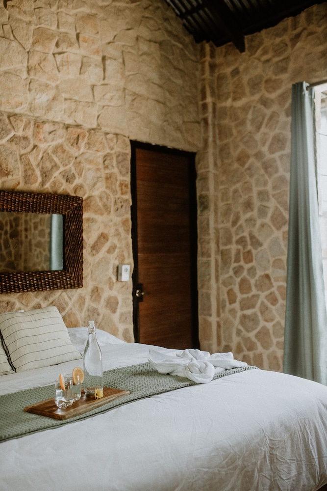 

Roma - Tambor - Castillo Tambor Resort and Restaurant