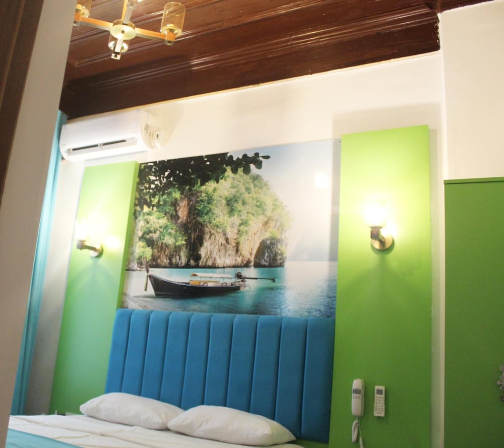 

Palermo - Istanbul - HOTEL MİKLAGORD