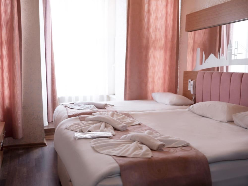 

Trieste - Istanbul - HOTEL MİKLAGORD
