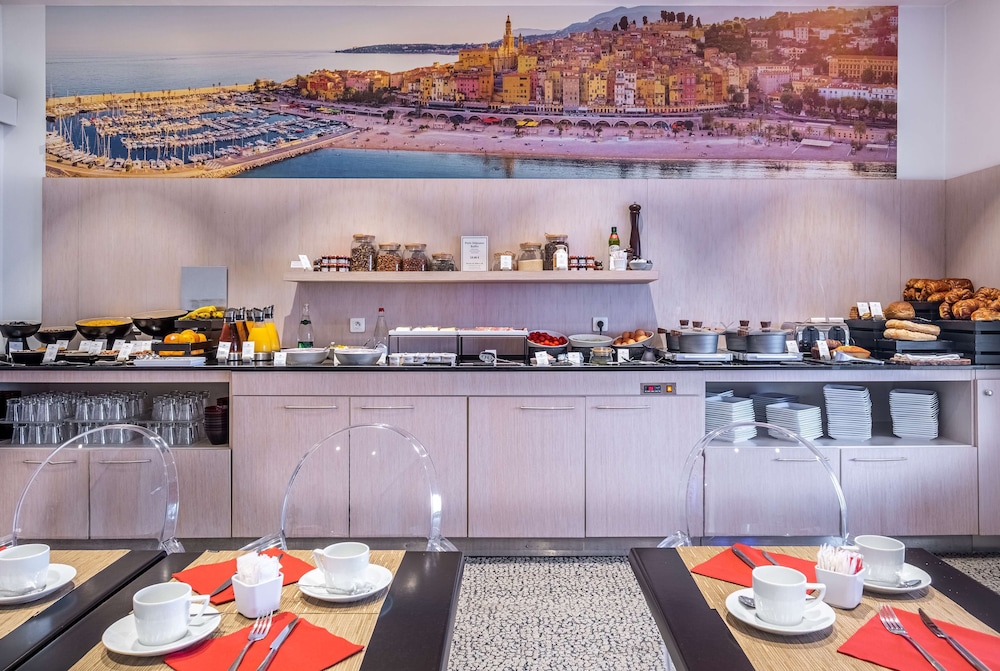 

Napoli - Menton - Best Western Premier Hotel Prince de Galles