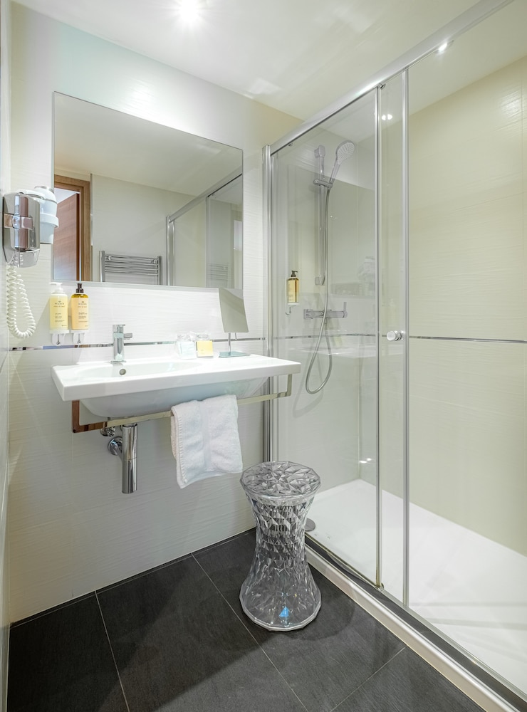 

Lamezia Terme - Saint-Tropez - Best Western Premier Hotel Prince de Galles