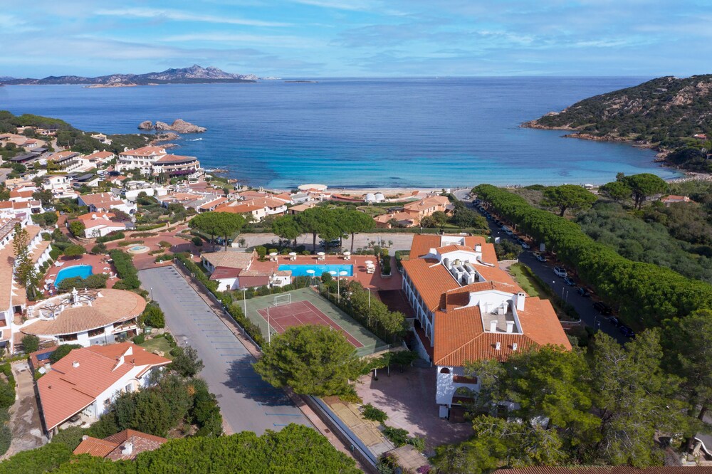 

Napoli - Porto Cervo - Hotel Cormorano