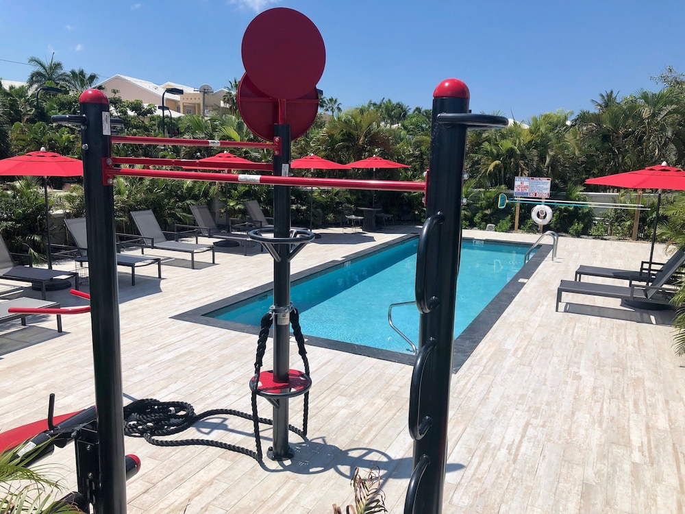 

Milano - George Town - The Locale Hotel Grand Cayman