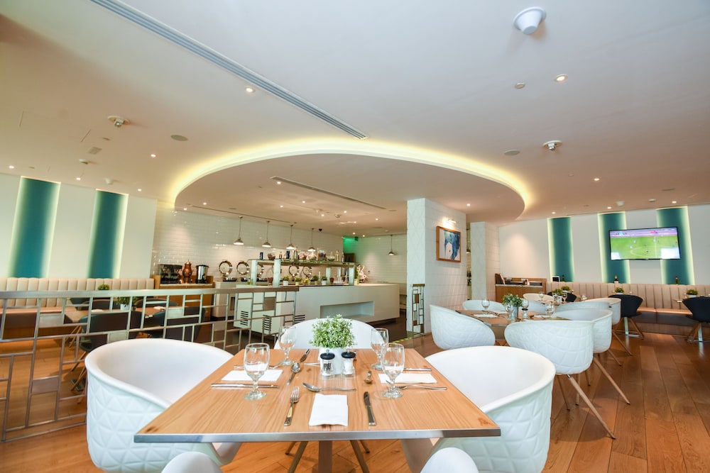 

Brindisi - Dubai - Premier Inn Dubai Silicon Oasis