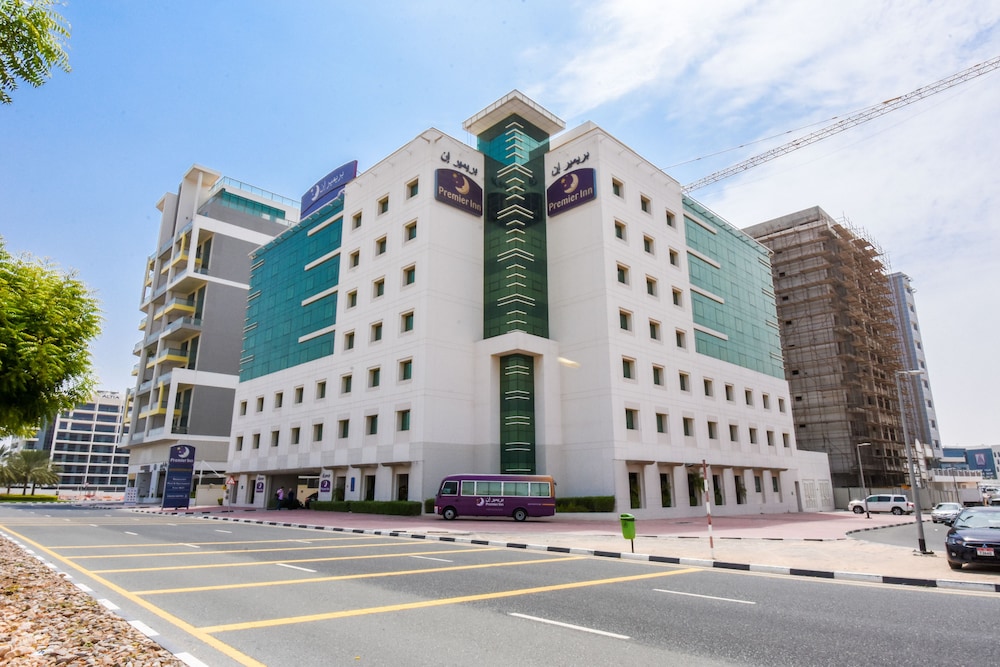 

Bari - Dubai - Premier Inn Dubai Silicon Oasis