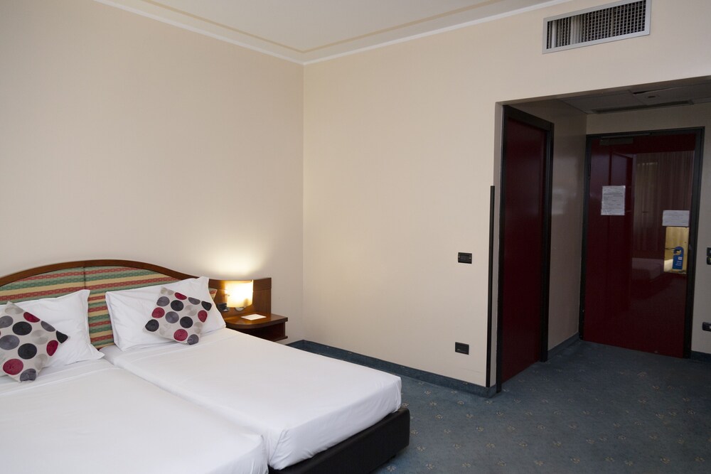 

Brindisi - Pero - iH Hotels Milano Blu Visconti