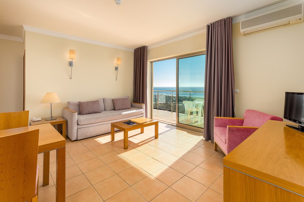 

Roma - Altura - Hotel Apartamento Dunamar