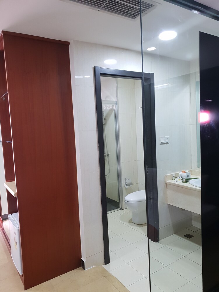 

Roma - Nadi - Nasau Resort & Villas