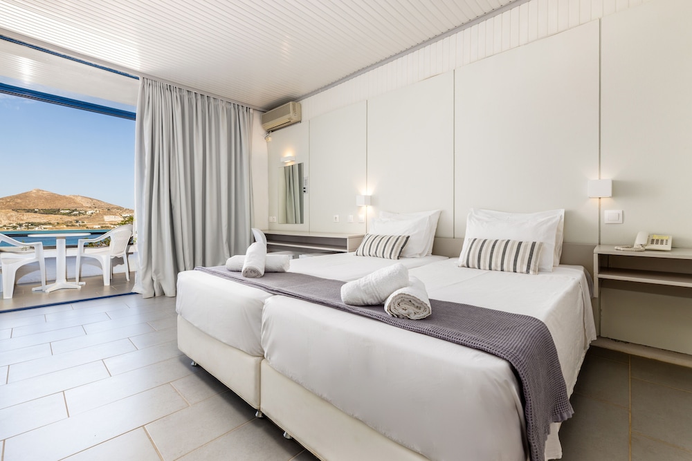 

Roma - Naousa, Paros - Hotel Hippocampus
