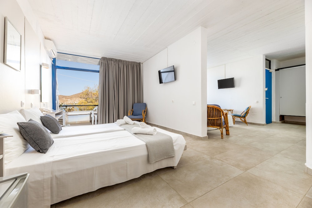 

Milano - Paros - Hotel Hippocampus