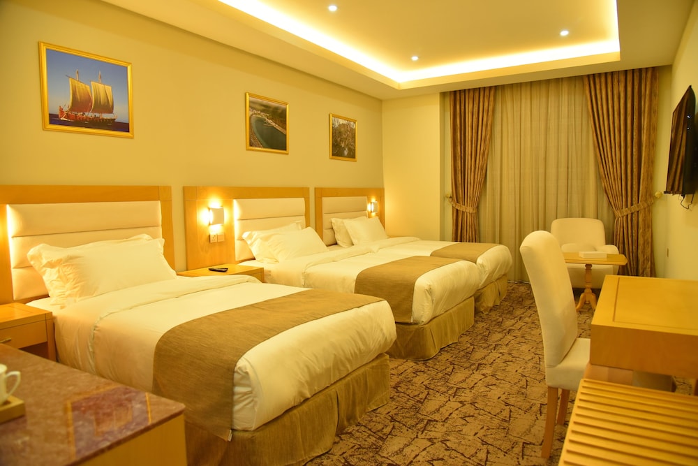 

Bologna - Sarūq - Muscat Plaza Hotel