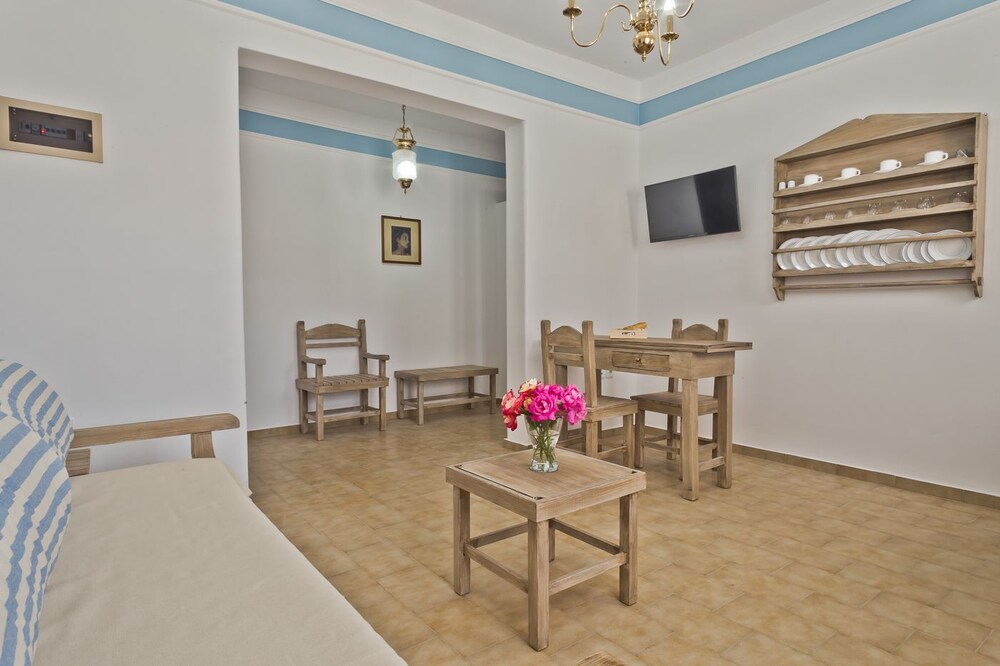 

Roma - Apérion - Philoxenia Apartments