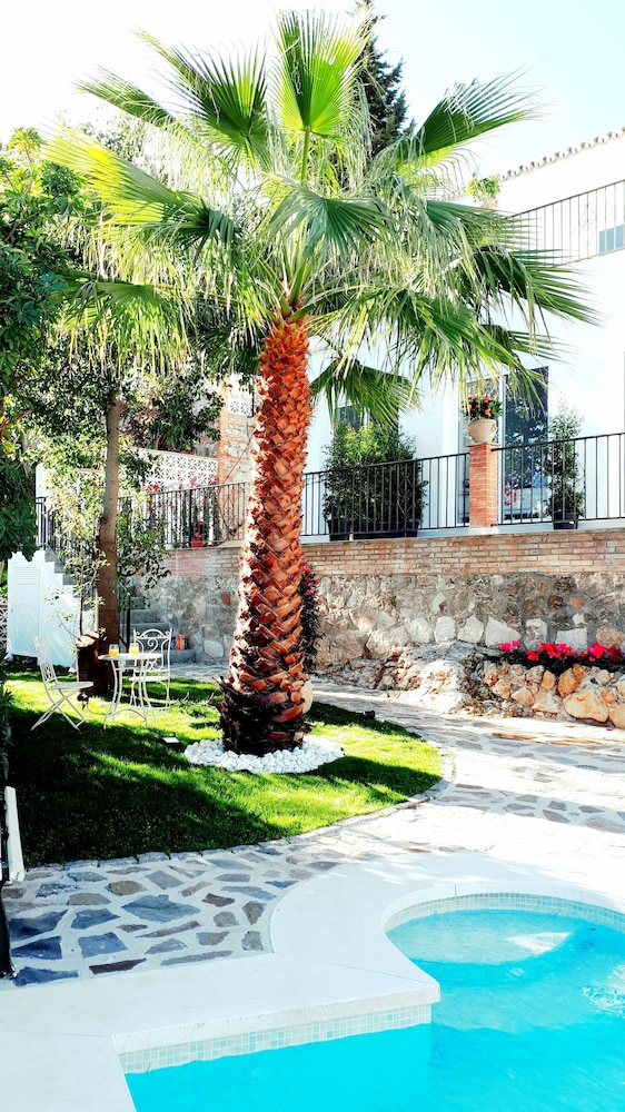 

Cagliari - Benalmadena - Boutique X Pueblo, Benalmádena